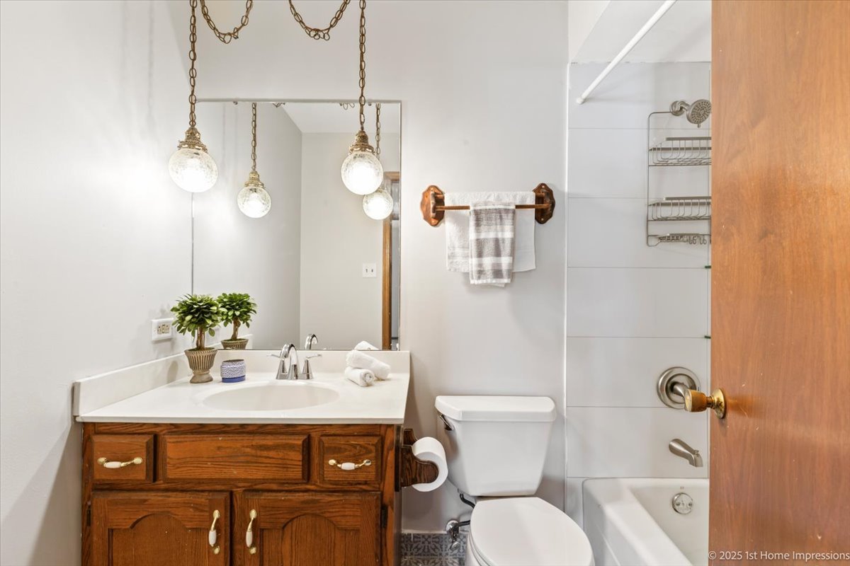 16531 Prairie Drive, Tinley Park, IL 60477