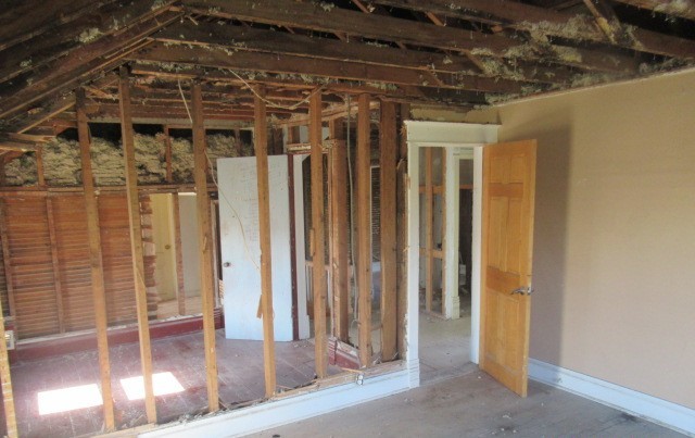 32300 White Street, Kirkland, IL 60146