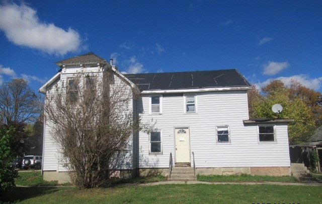 32300 White Street, Kirkland, IL 60146