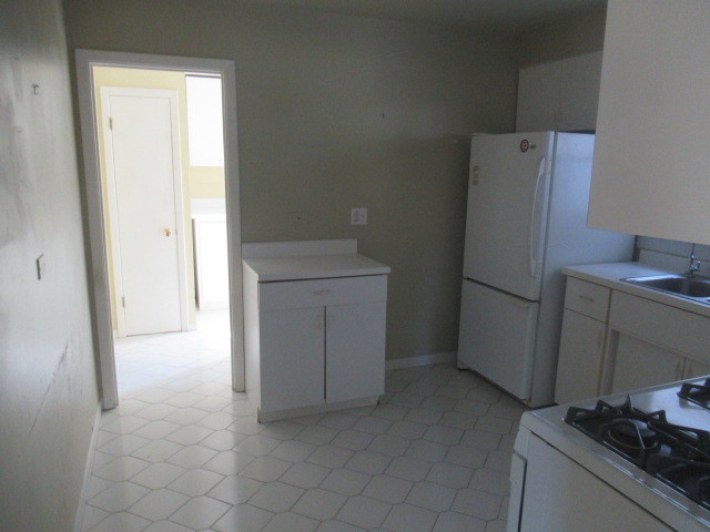 245 Nora Avenue, Glenview, IL 60025