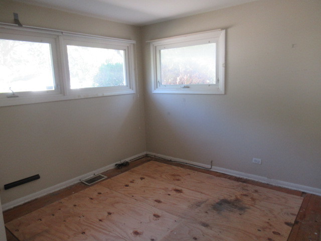 245 Nora Avenue, Glenview, IL 60025