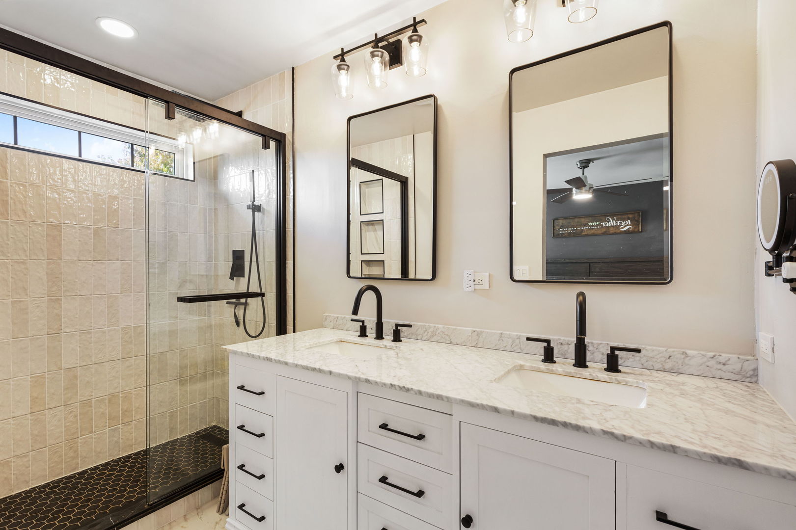 36253 N Bridlewood Avenue, Gurnee, IL 60031