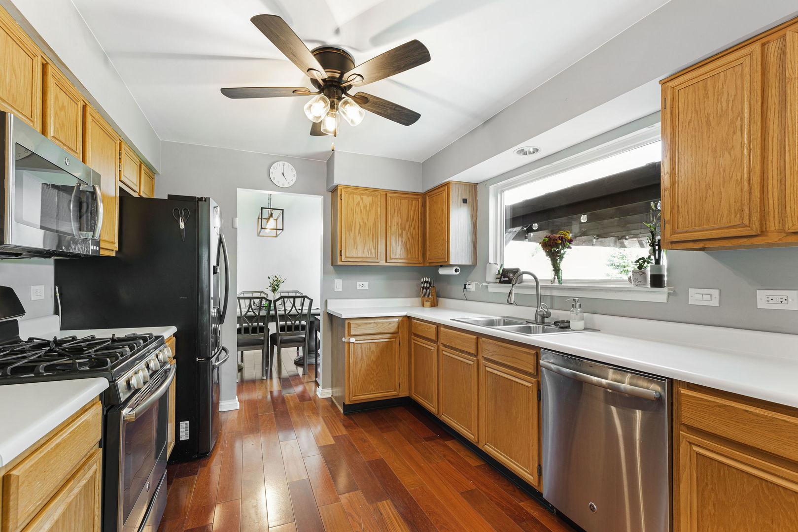 36253 N Bridlewood Avenue, Gurnee, IL 60031