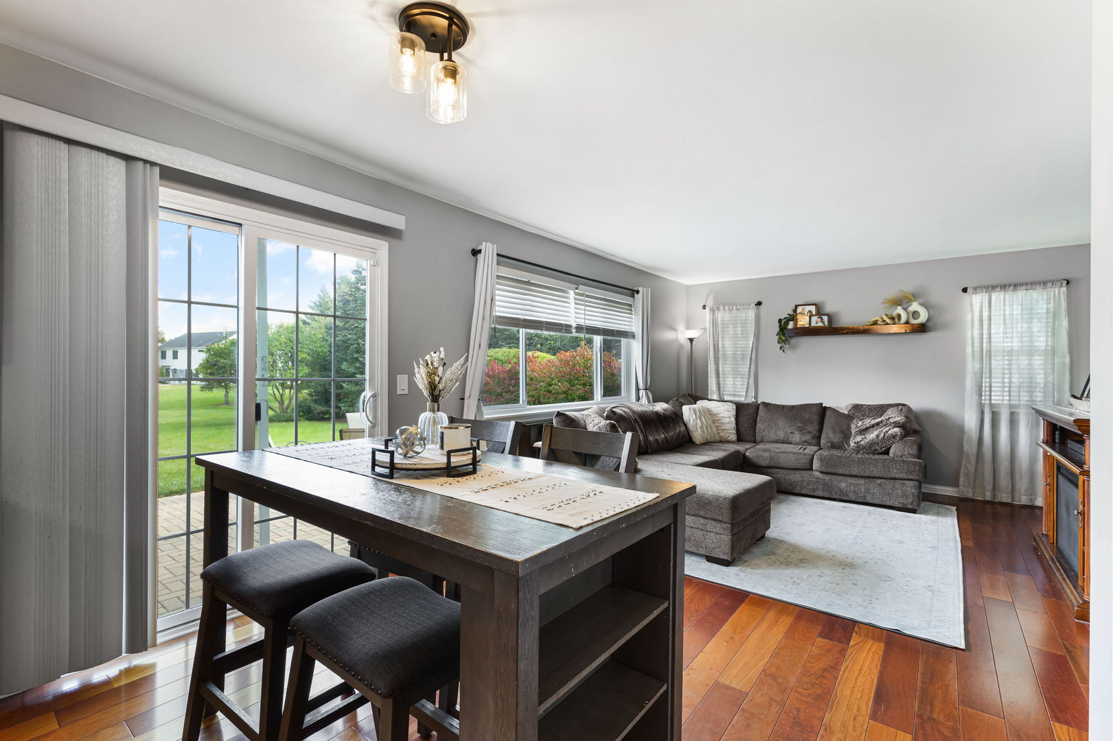 36253 N Bridlewood Avenue, Gurnee, IL 60031