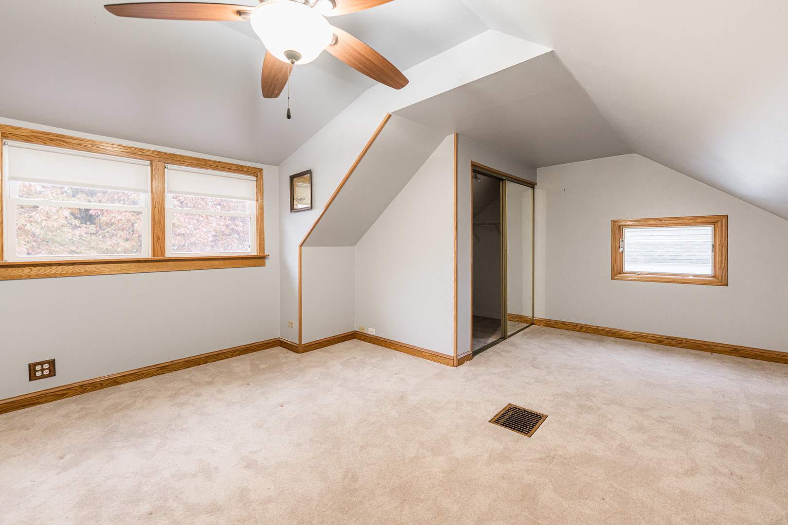 530 S Highland Avenue, Lombard, IL 60148