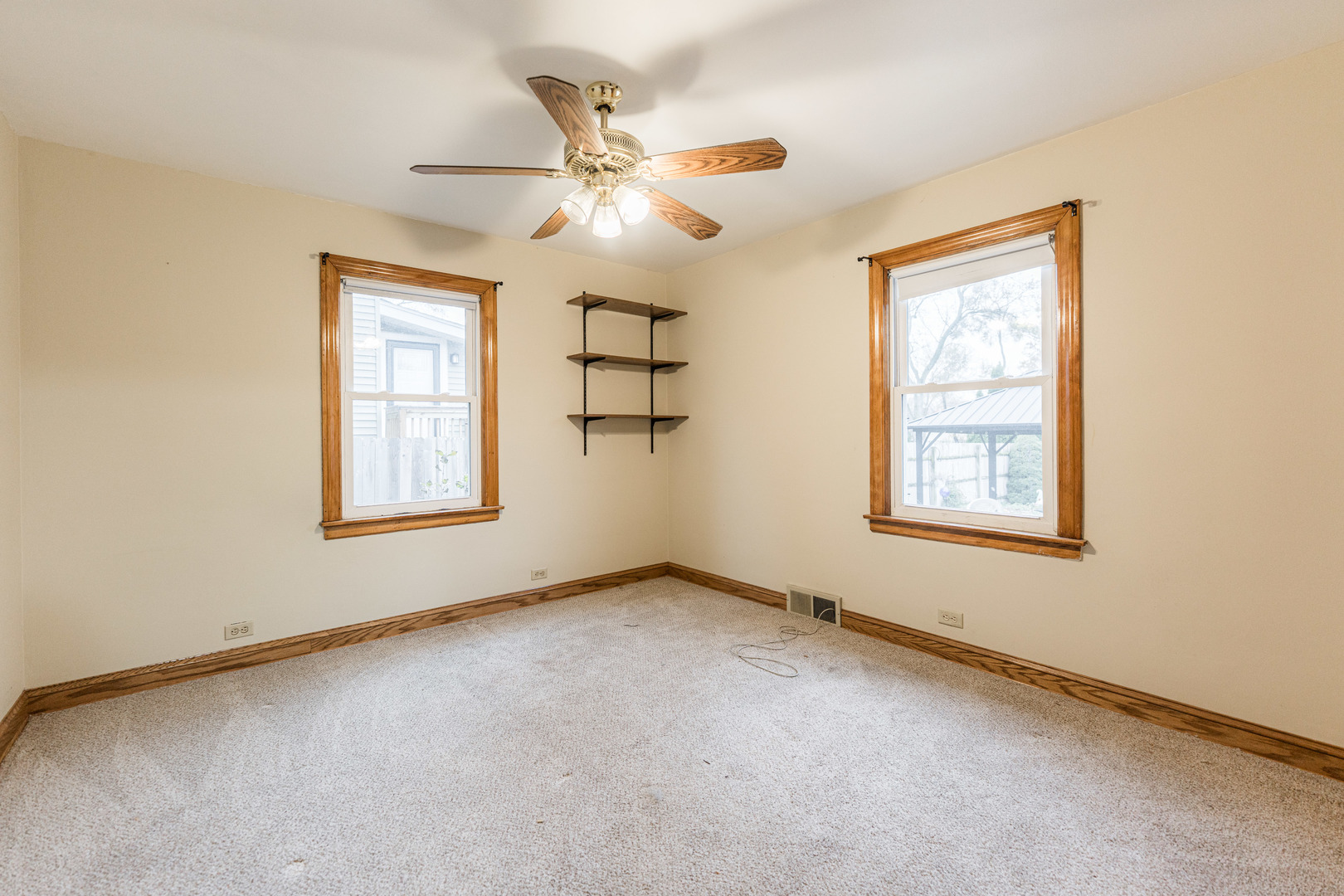 530 S Highland Avenue, Lombard, IL 60148