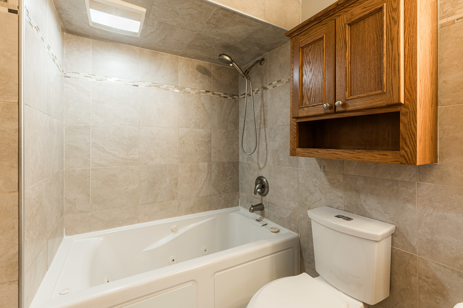 530 S Highland Avenue, Lombard, IL 60148