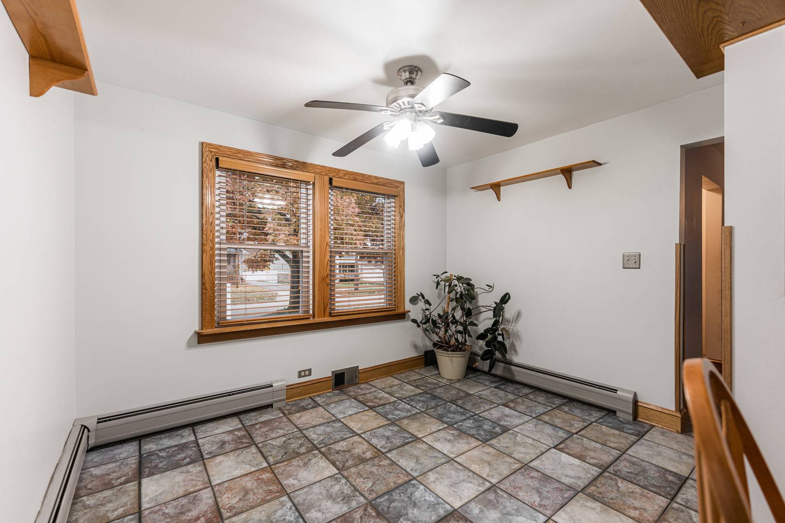 530 S Highland Avenue, Lombard, IL 60148