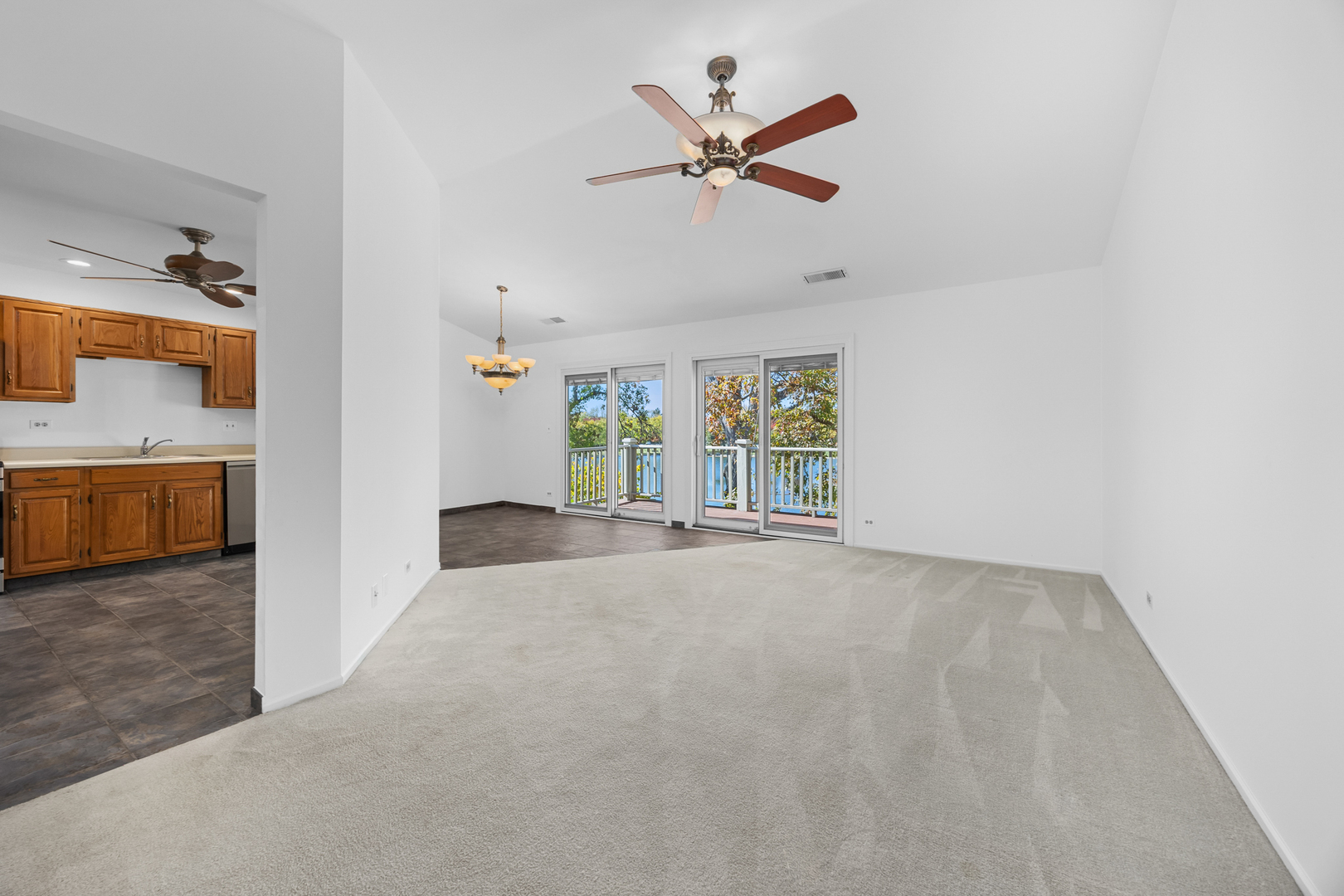 152 Brookston Drive #C2, Schaumburg, IL 60193