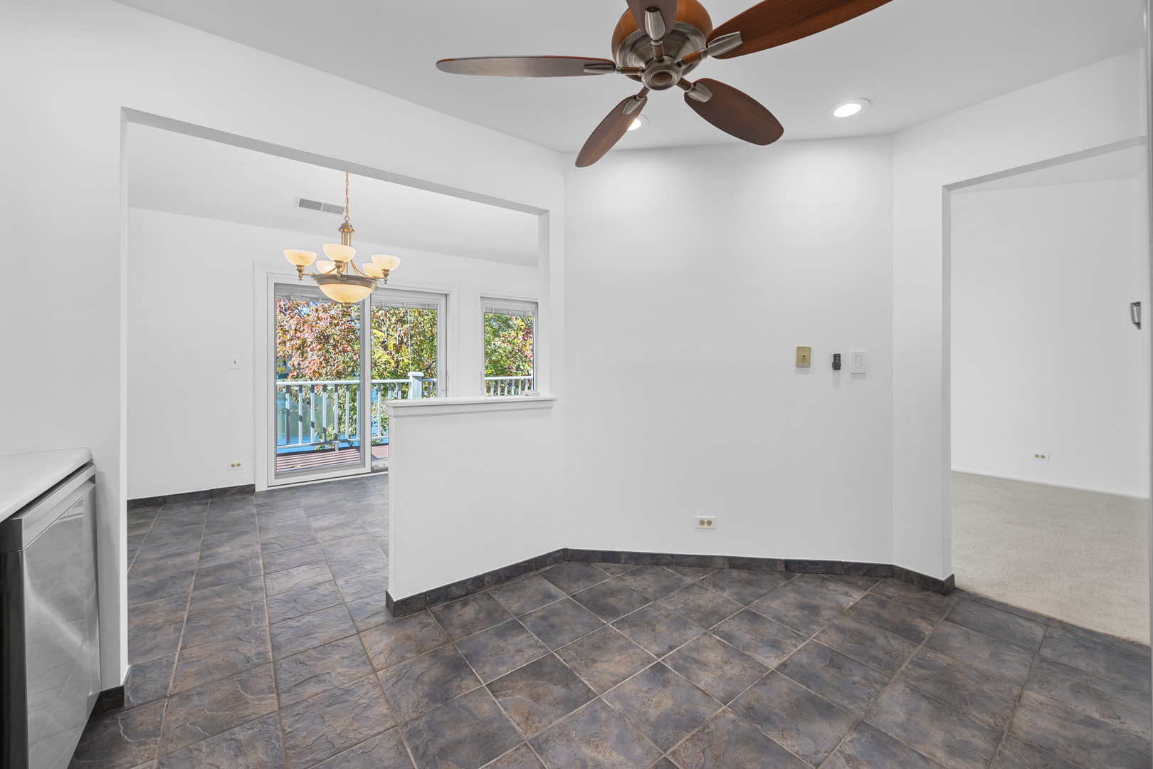 152 Brookston Drive #C2, Schaumburg, IL 60193