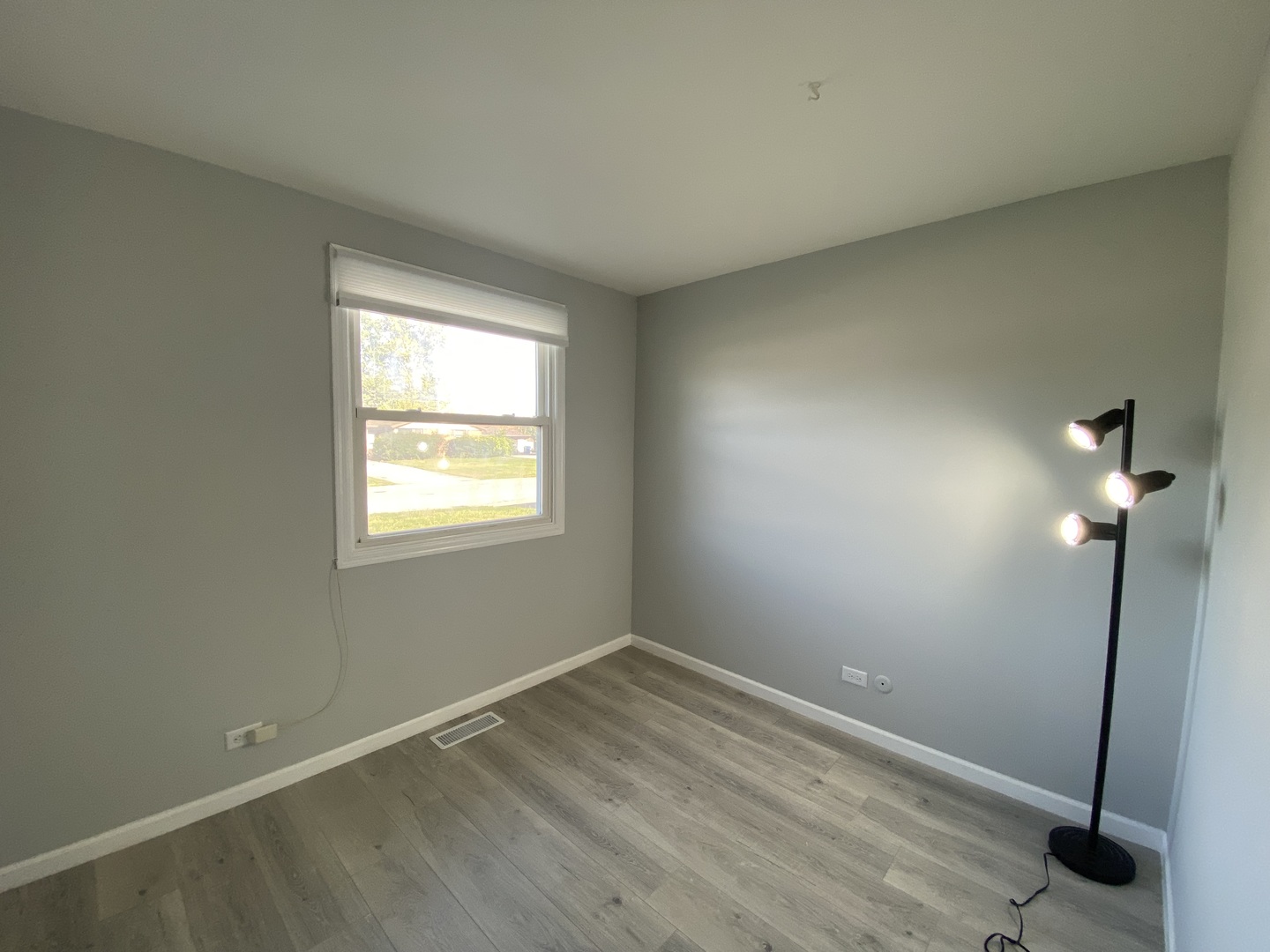 12814 E Playfield Drive, Crestwood, IL 60418