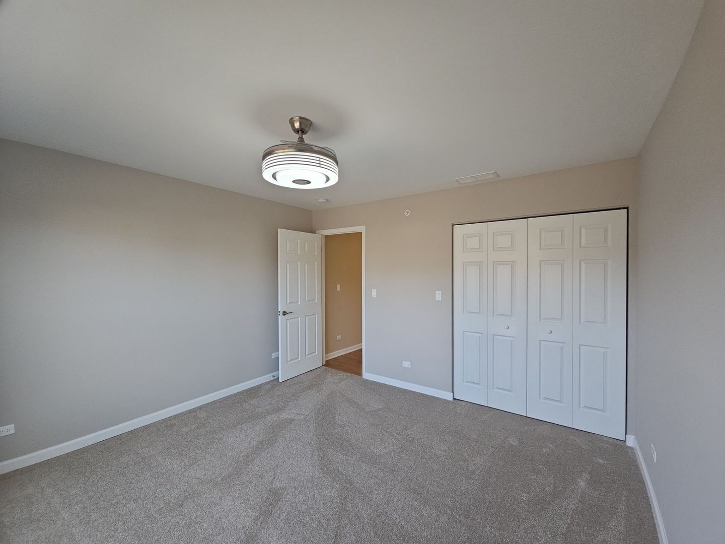 1221 Honey Lake Road, Lake Zurich, IL 60047