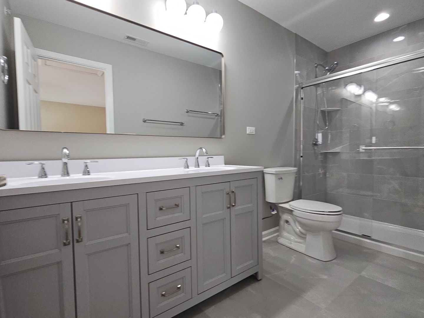 1221 Honey Lake Road, Lake Zurich, IL 60047