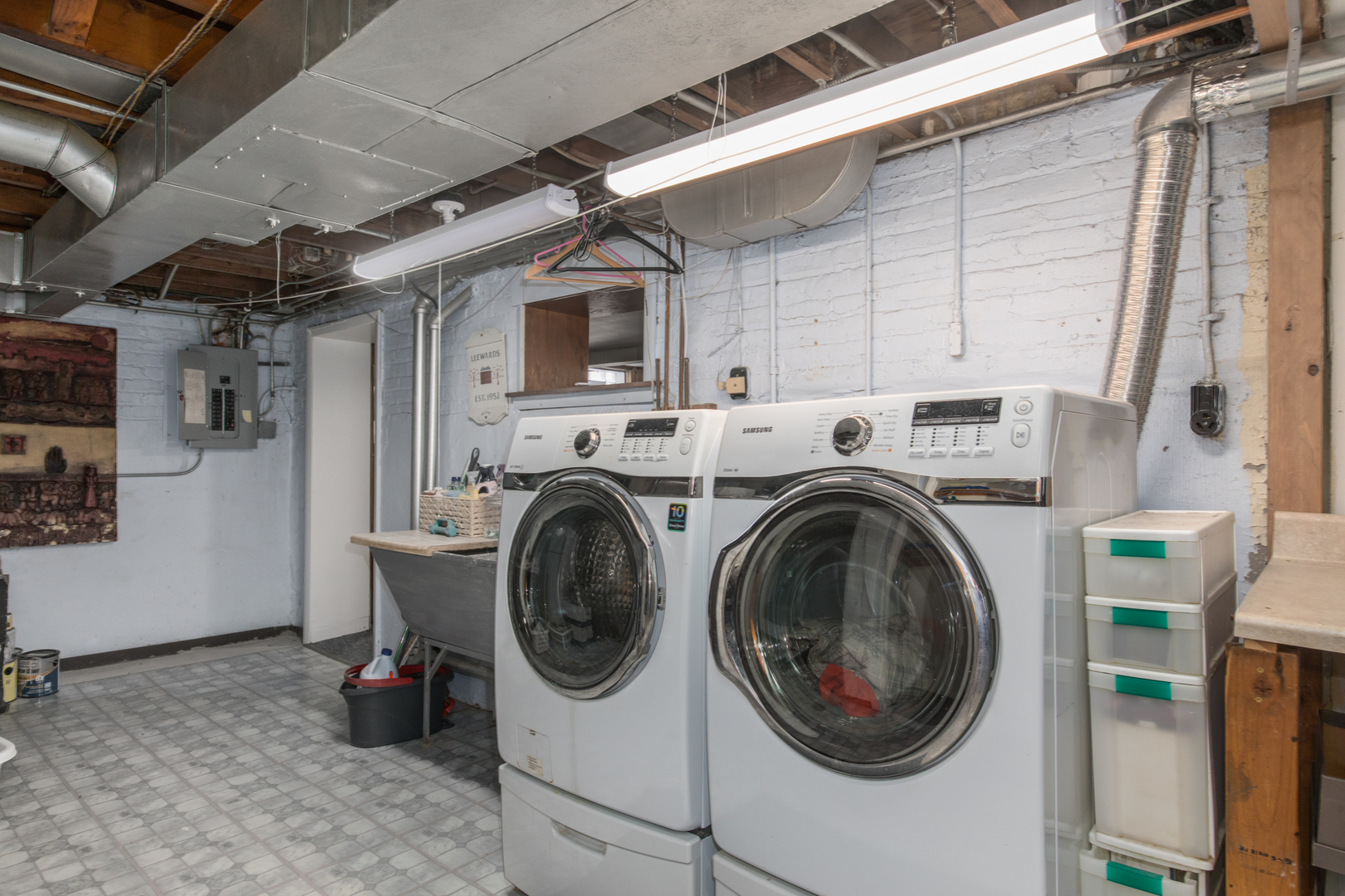 3312 N New England Avenue, Chicago, IL 60634