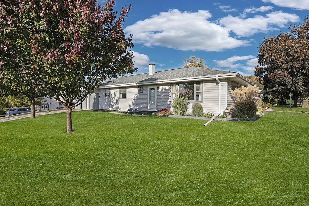 903 Porter Street, Lemont, IL 60439