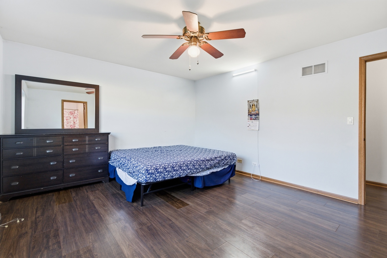 1297 WOODLAKE Drive, Carol Stream, IL 60188