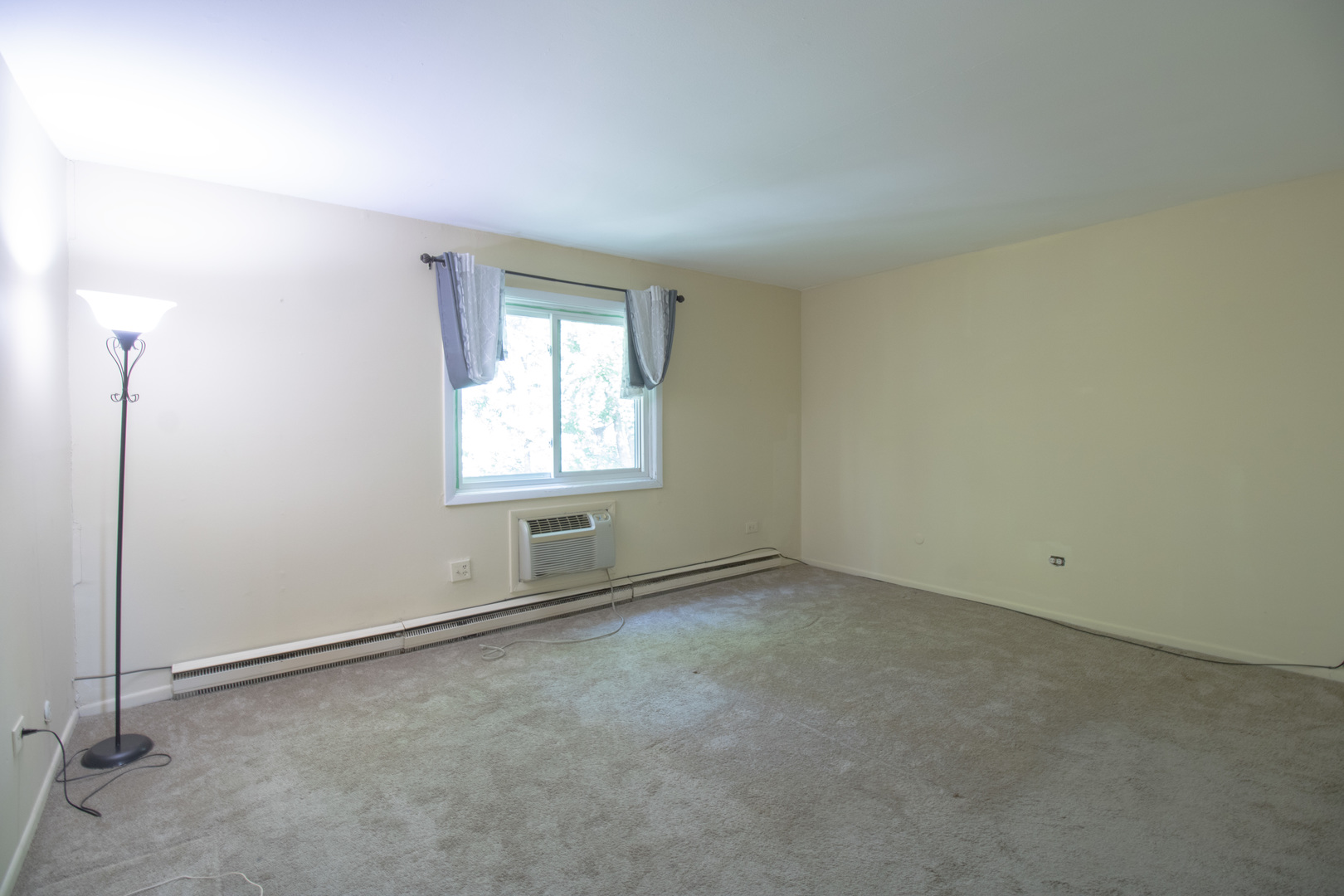 1545 W Chase Avenue #305, Chicago, IL 60626