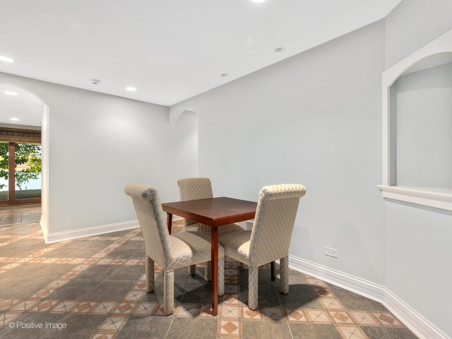 817 Lakeview Lane, Burr Ridge, IL 60527