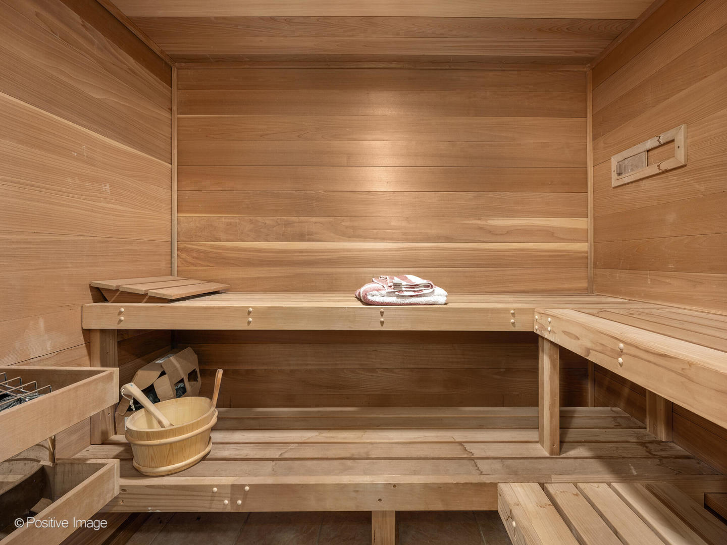 817 Lakeview Lane, Burr Ridge, IL 60527