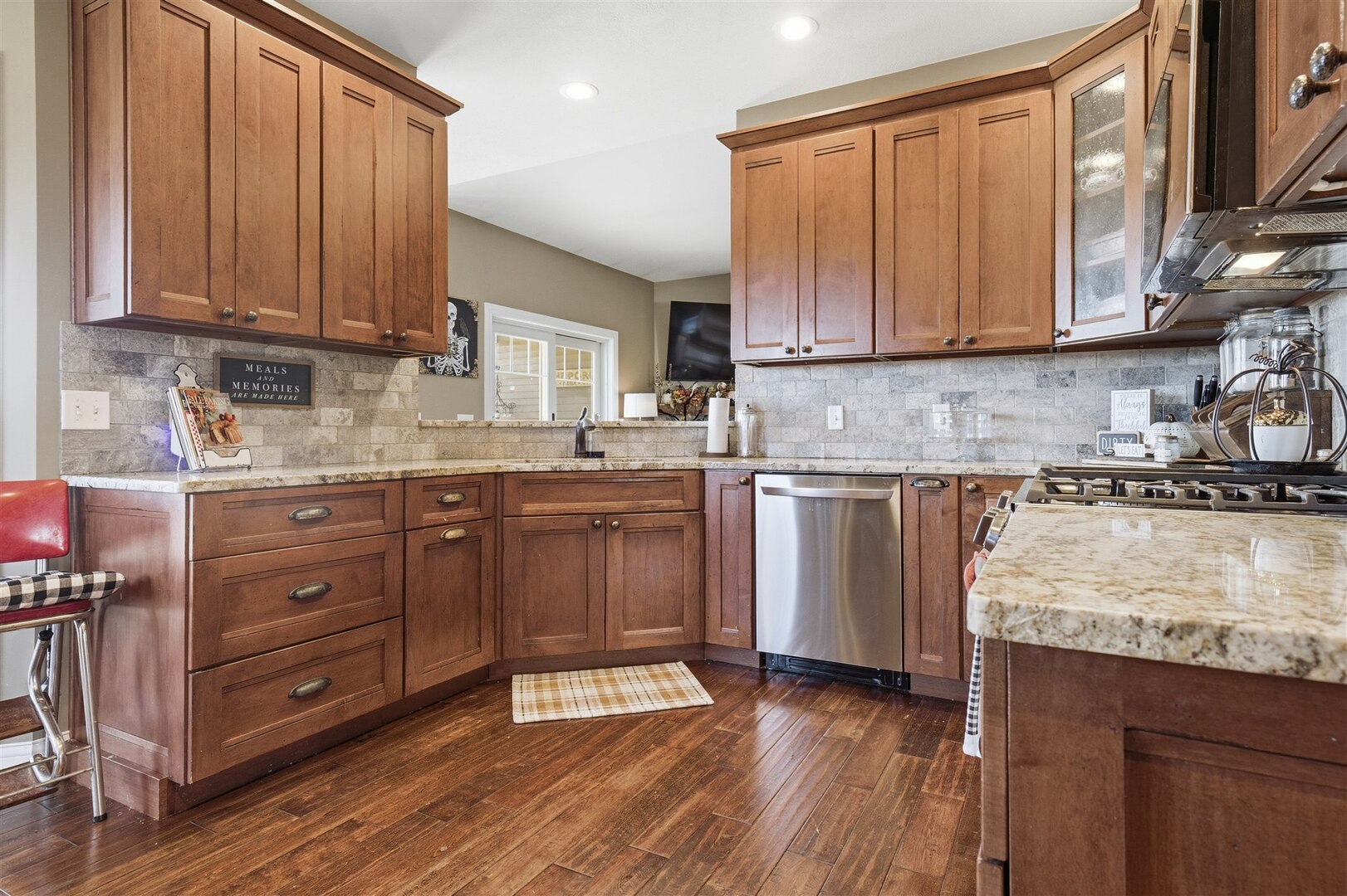 5080 Dasher Drive, Heyworth, IL 61745