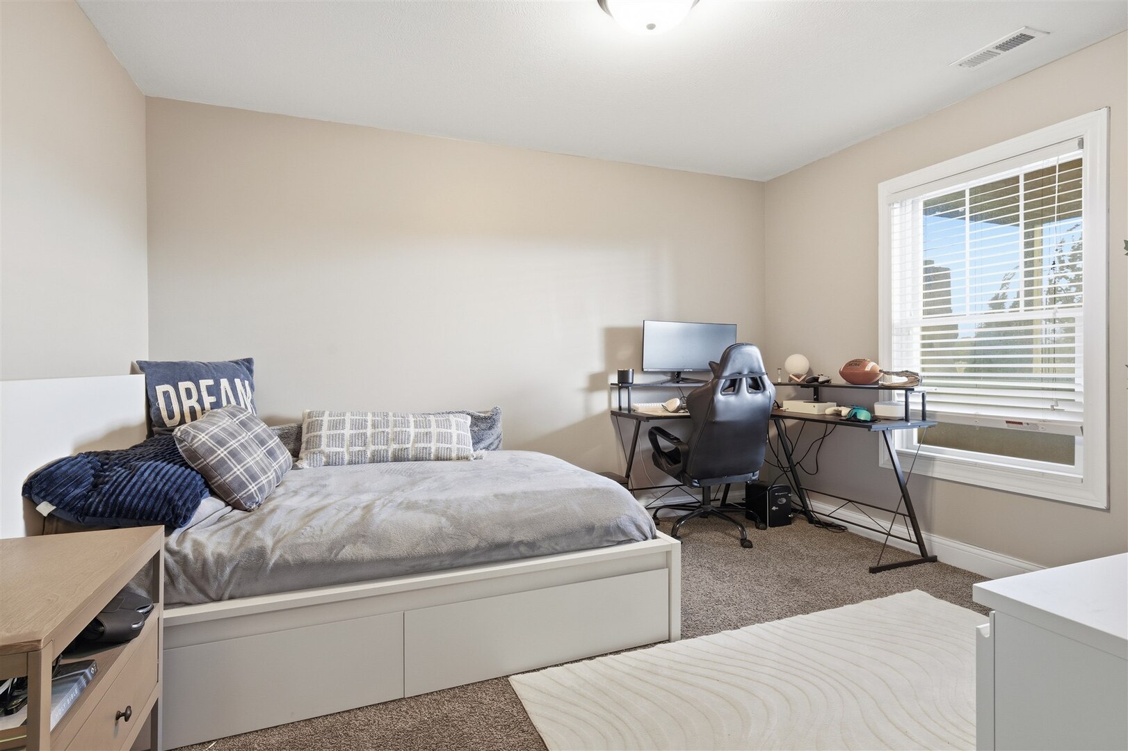 5080 Dasher Drive, Heyworth, IL 61745