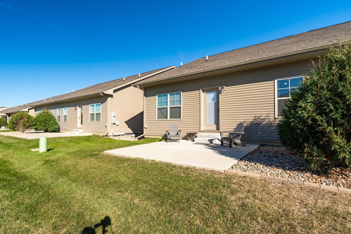 1809 Glenbridge Road, Bloomington, IL 61704