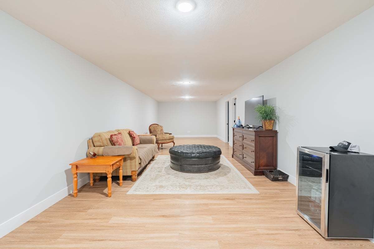 1809 Glenbridge Road, Bloomington, IL 61704