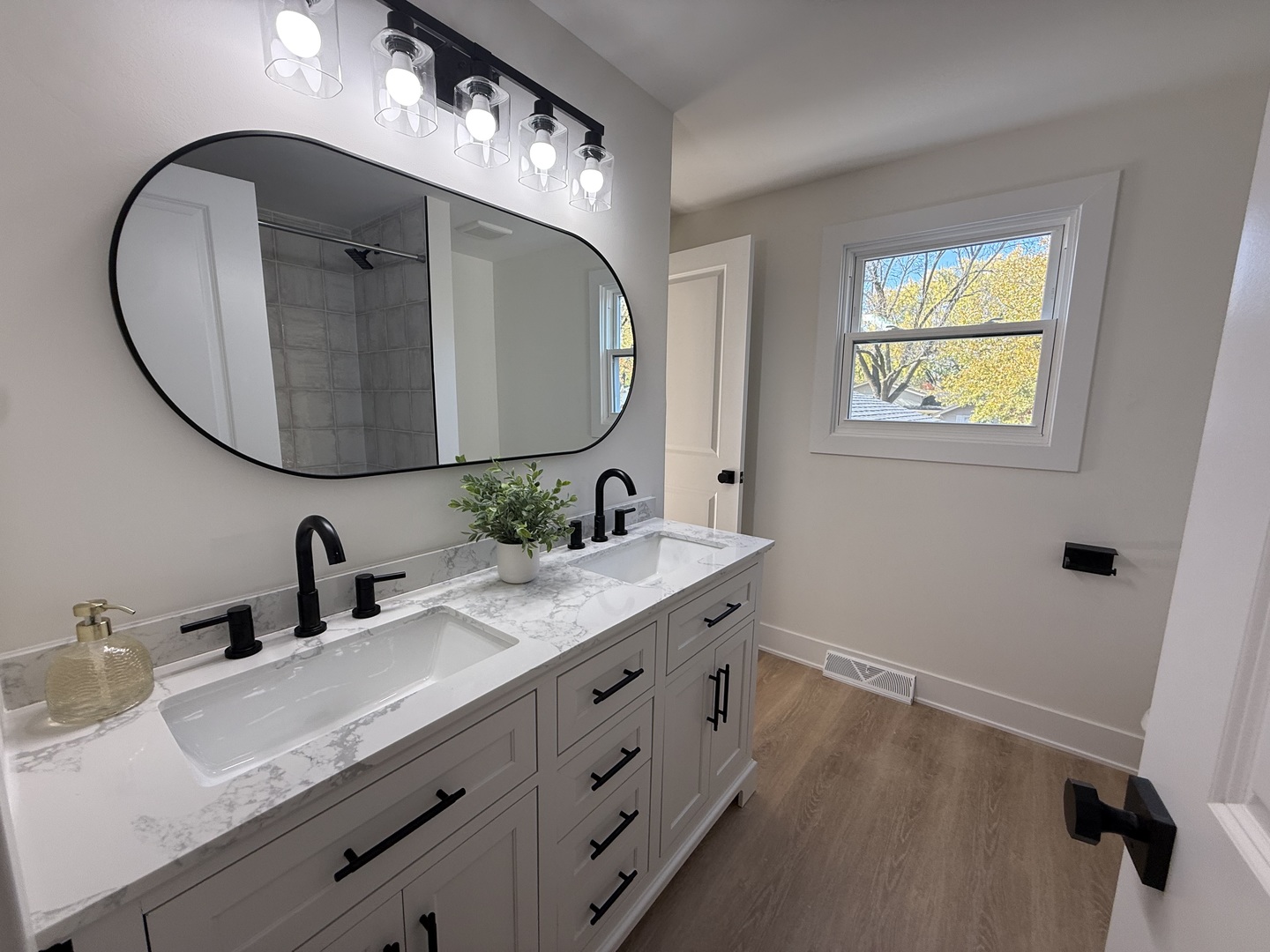 3023 N Windsor Drive, Arlington Heights, IL 60004