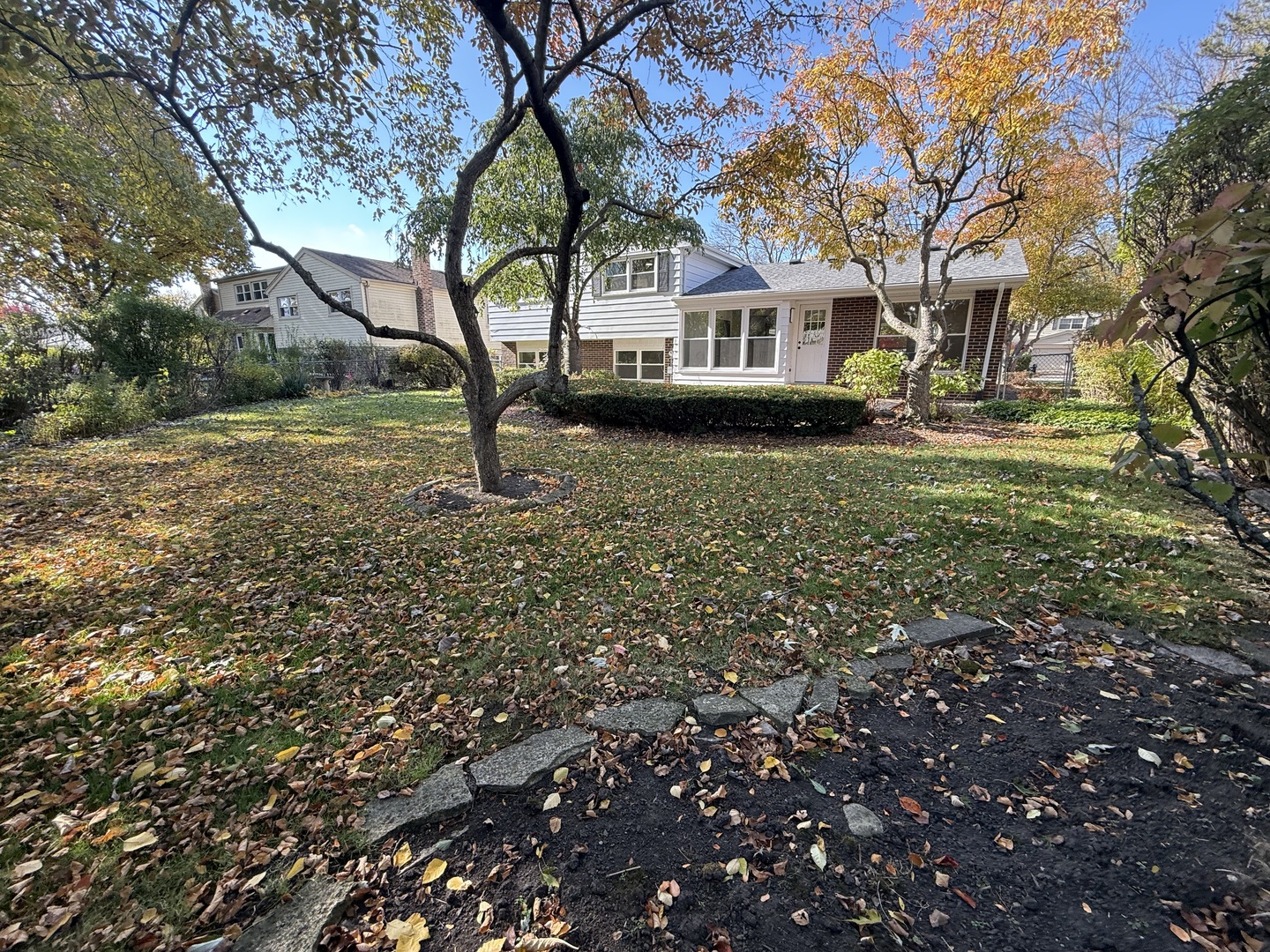 3023 N Windsor Drive, Arlington Heights, IL 60004