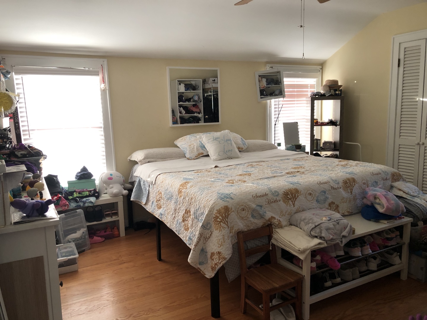 9545 S Troy Avenue, Evergreen Park, IL 60805