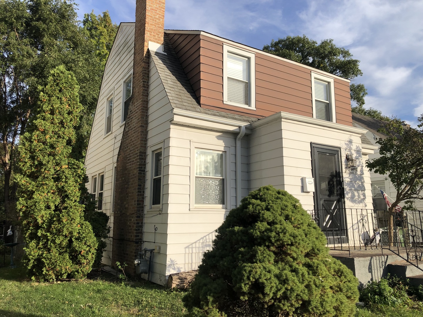 9545 S Troy Avenue, Evergreen Park, IL 60805