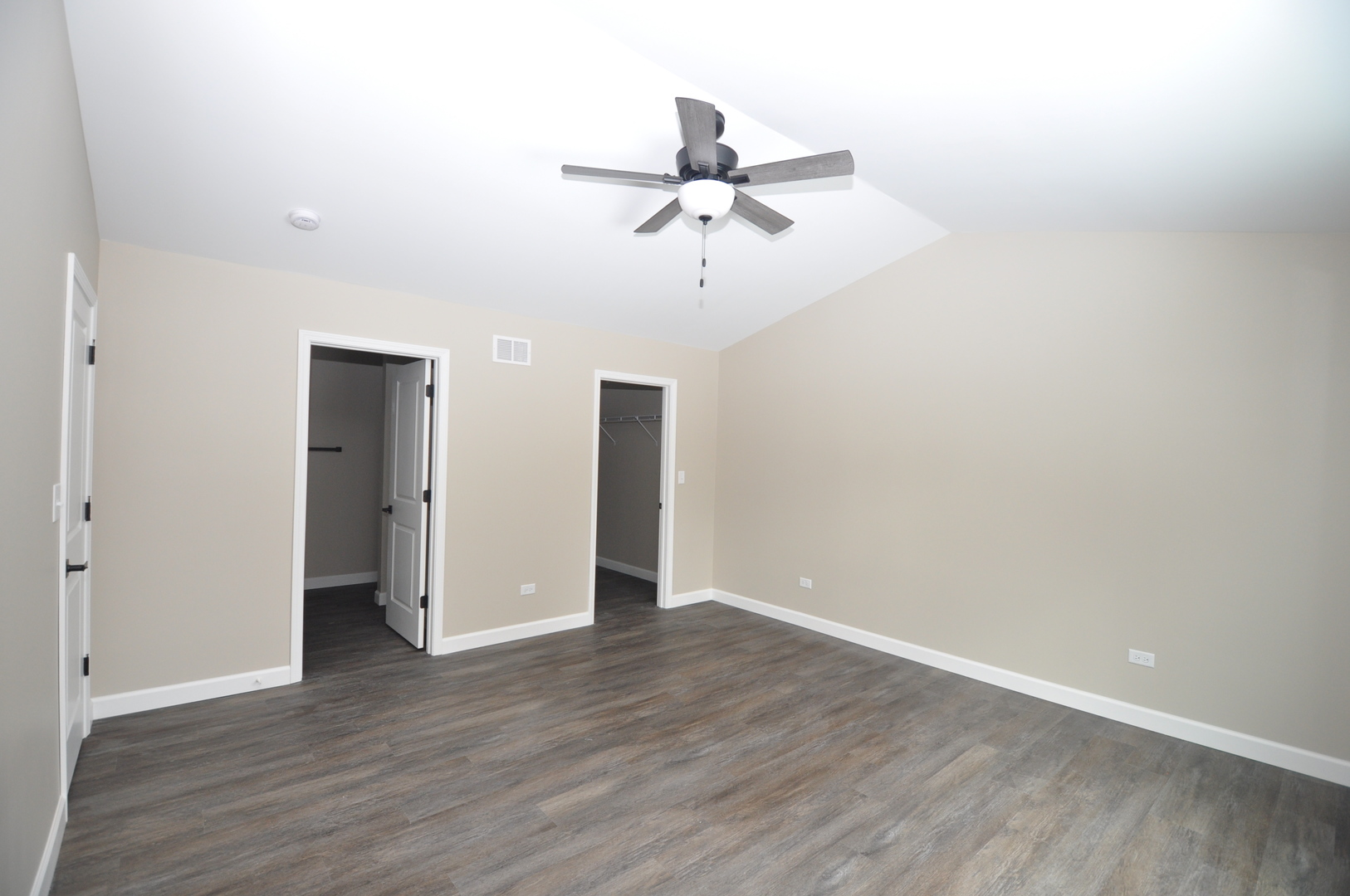 316 Buena Terrace, Antioch, IL 60002