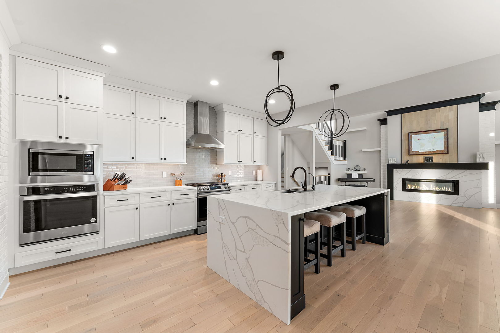 9343 Iris Drive, St. John, IN 46373