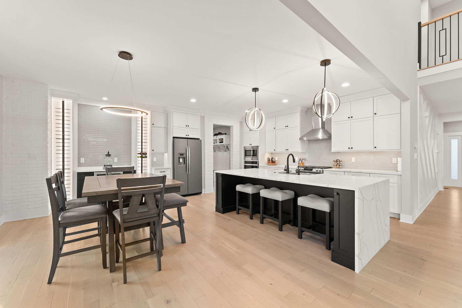 9343 Iris Drive, St. John, IN 46373