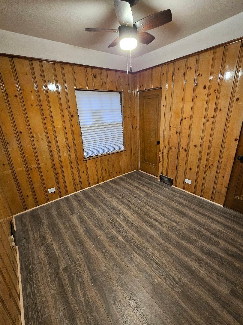 306 Bohland Avenue, Bellwood, IL 60104