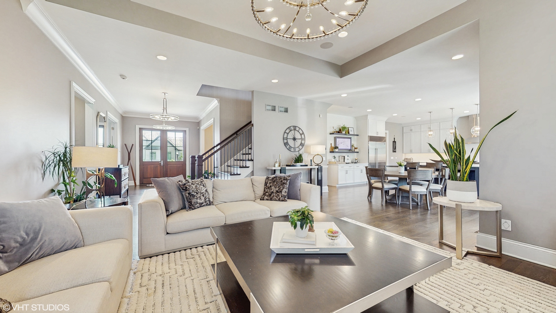 305 Briarwood Lane, Lincolnshire, IL 60069