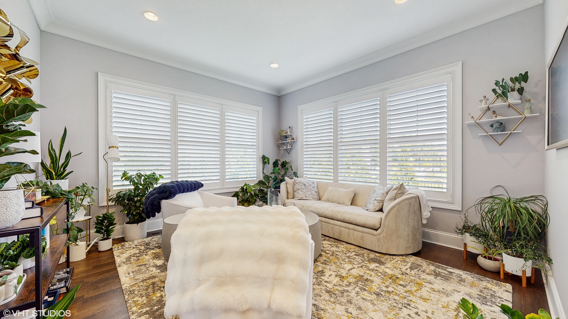 305 Briarwood Lane, Lincolnshire, IL 60069