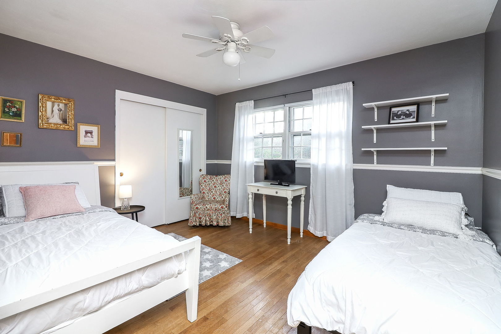 119 N Main Street, Glen Ellyn, IL 60137