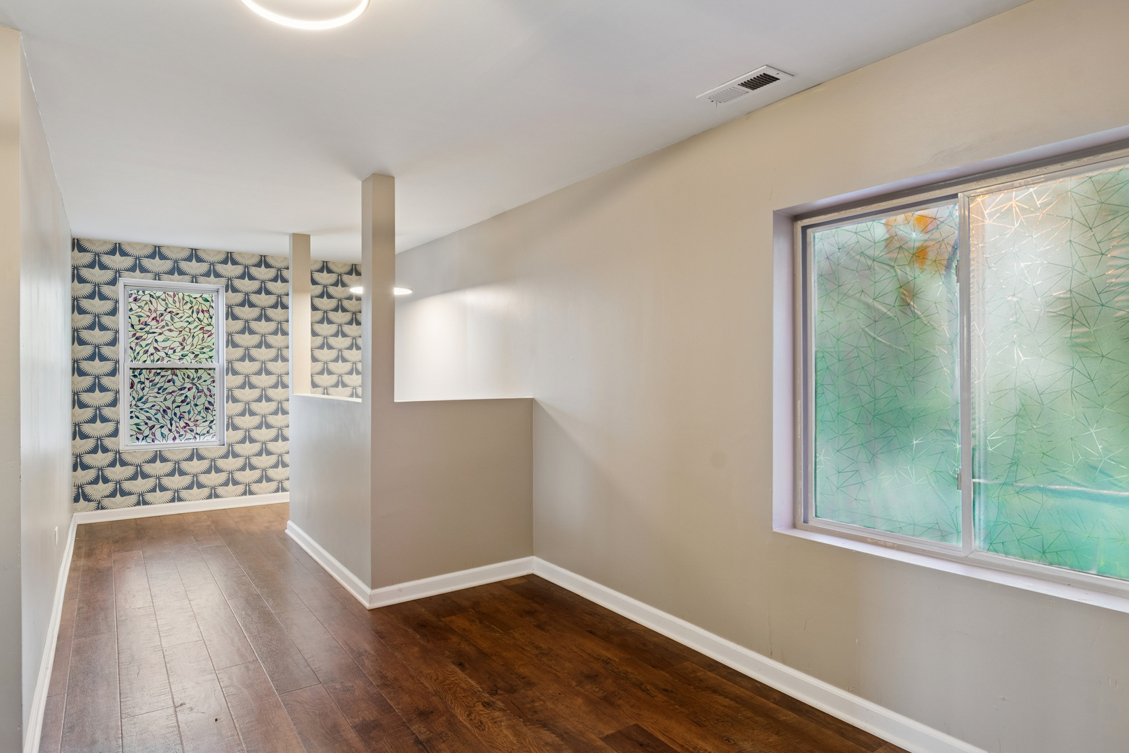 25W361 Doris Avenue, Carol Stream, IL 60188