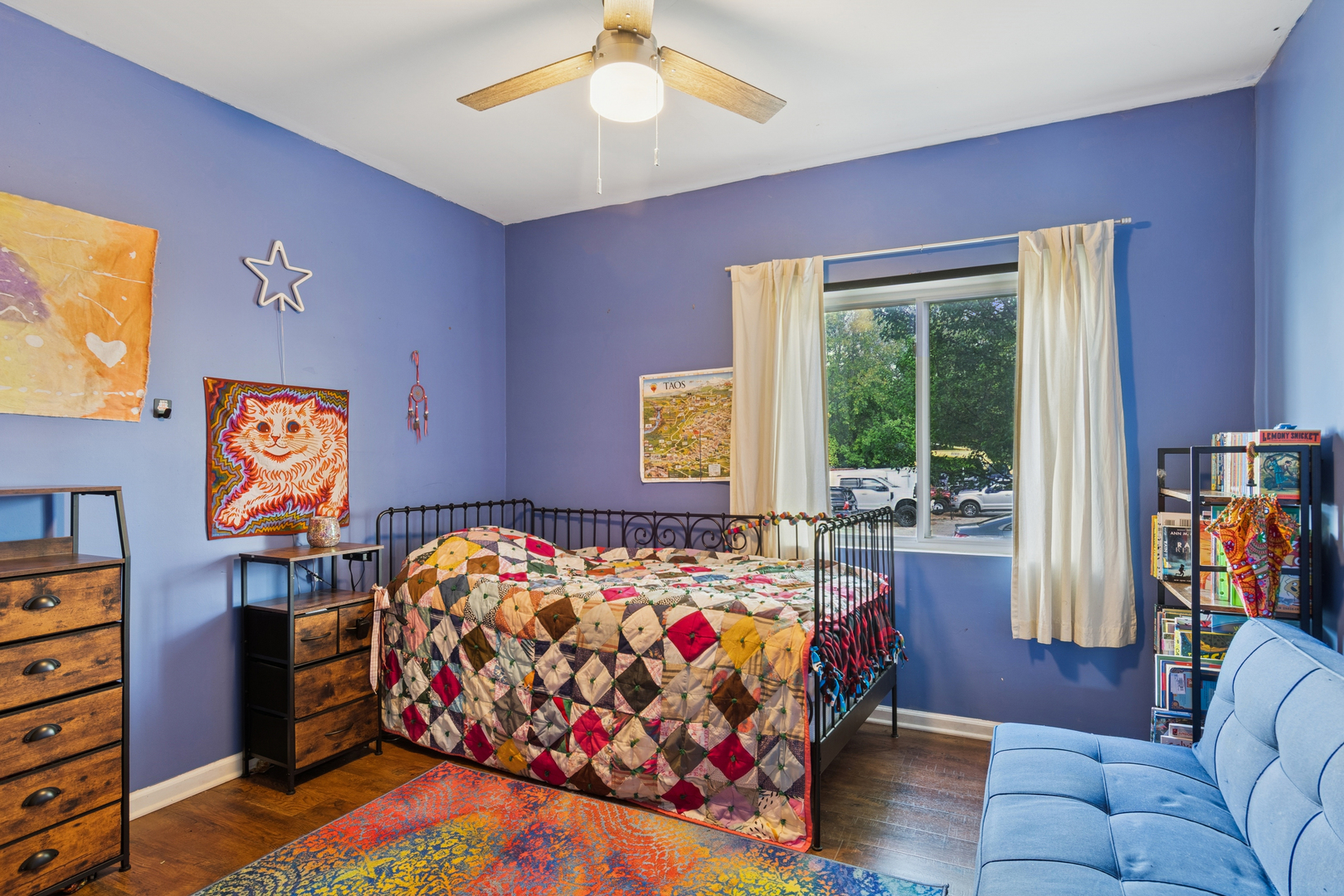 25W361 Doris Avenue, Carol Stream, IL 60188