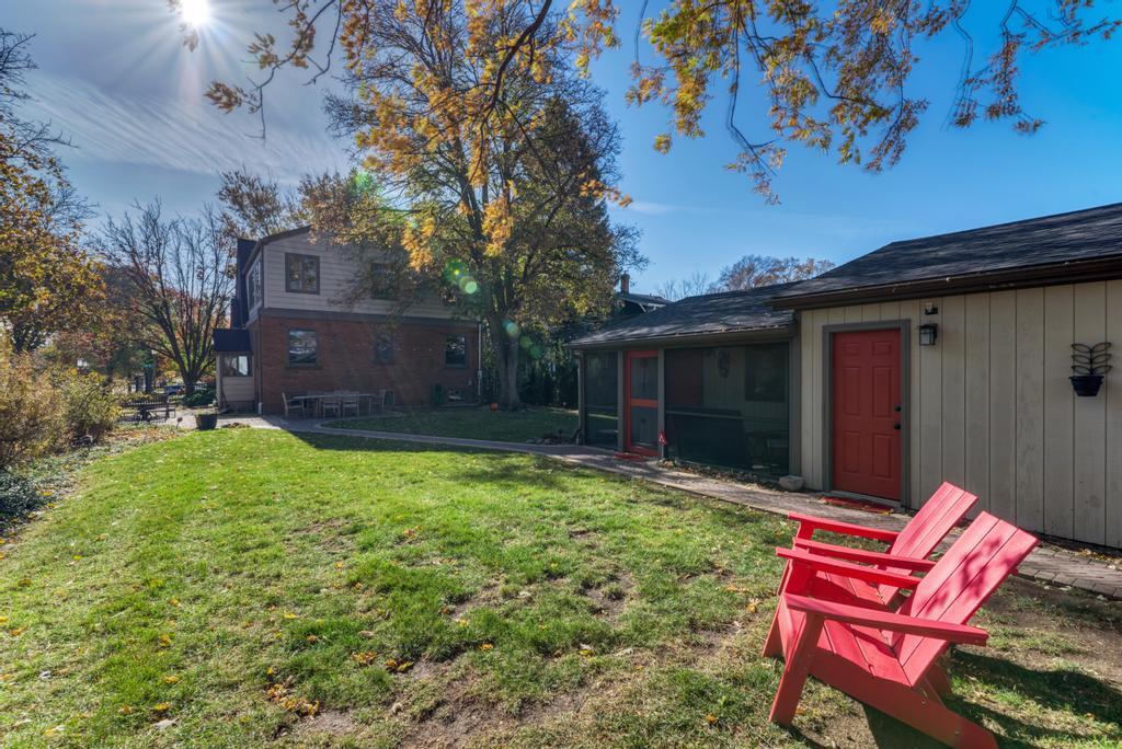 322 E Elm Street, Lombard, IL 60148