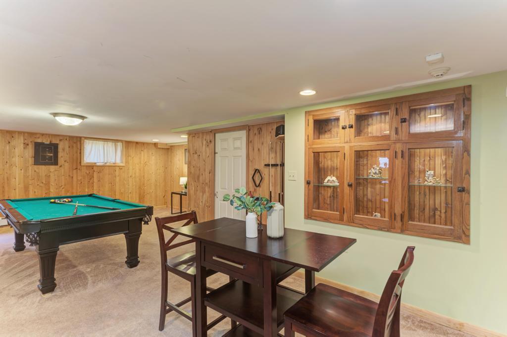 322 E Elm Street, Lombard, IL 60148