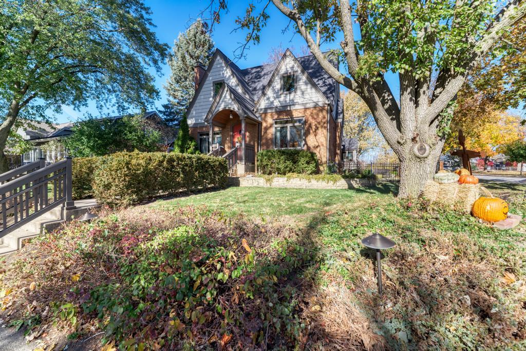 322 E Elm Street, Lombard, IL 60148