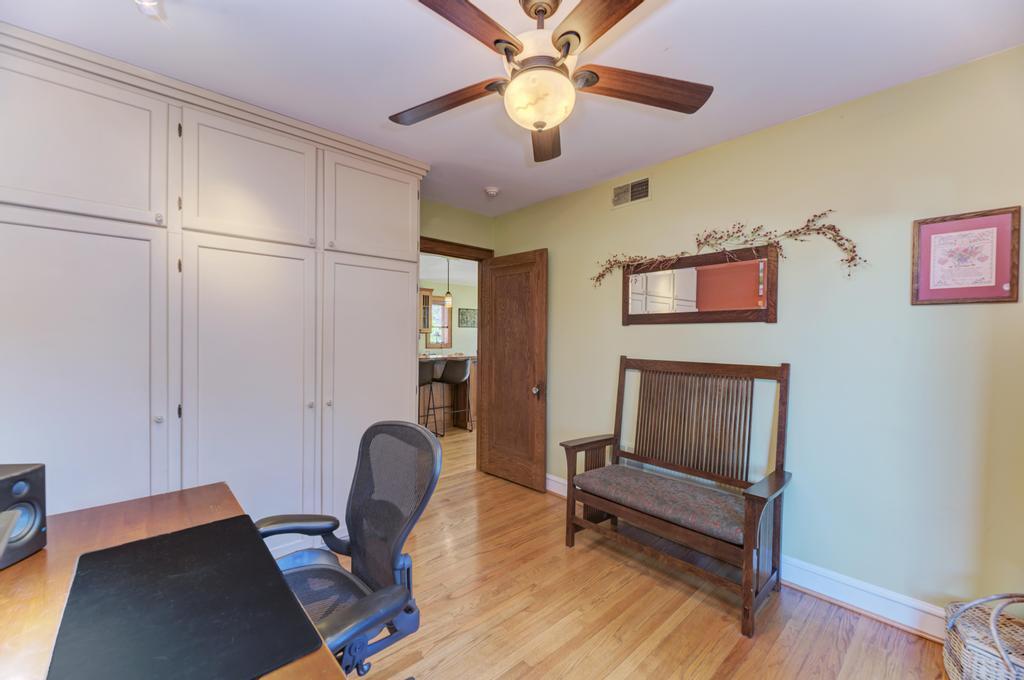 322 E Elm Street, Lombard, IL 60148