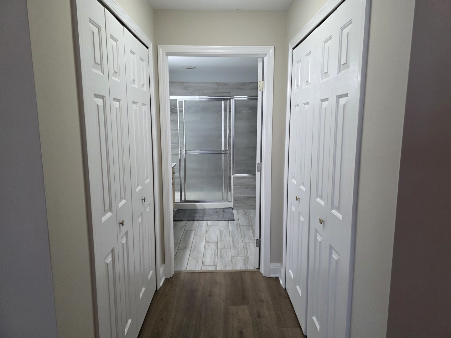 1545 Thornfield Lane #1, Roselle, IL 60172