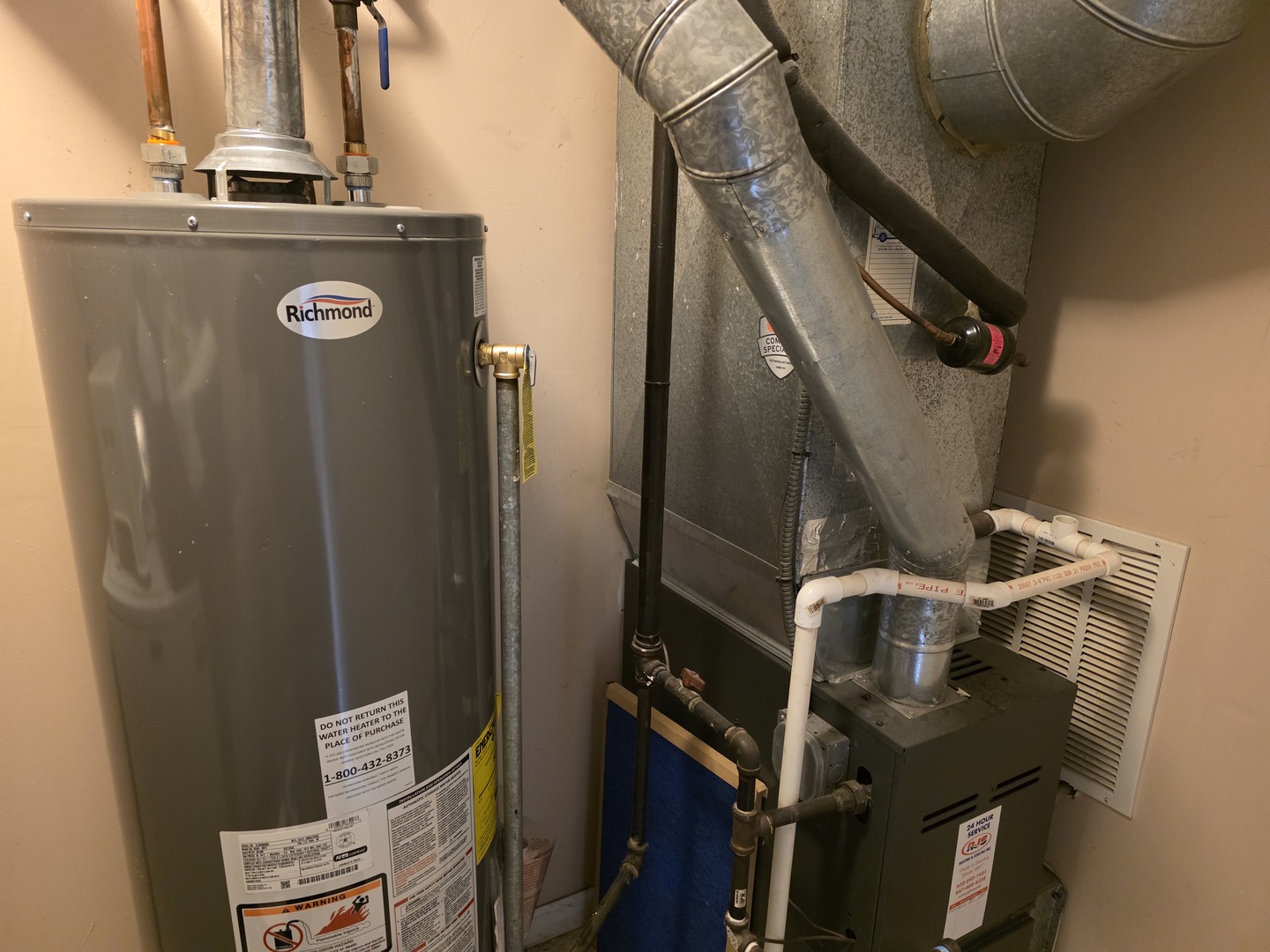 1545 Thornfield Lane #1, Roselle, IL 60172