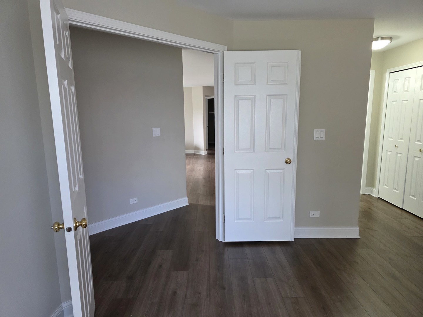 1545 Thornfield Lane #1, Roselle, IL 60172