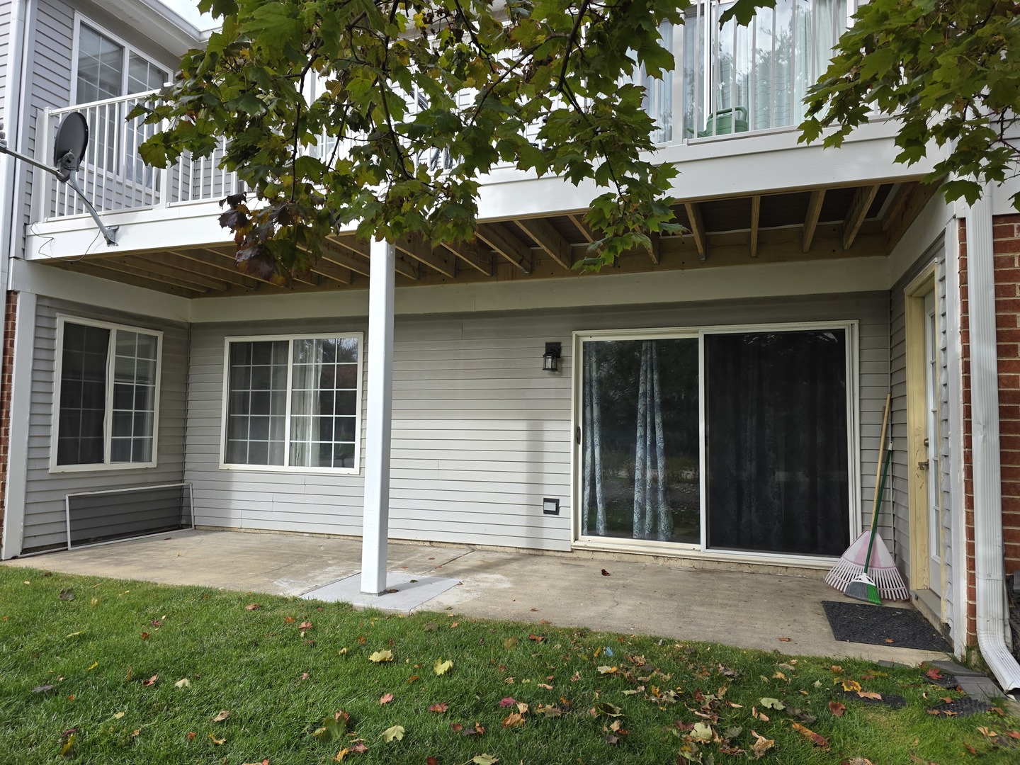 1545 Thornfield Lane #1, Roselle, IL 60172