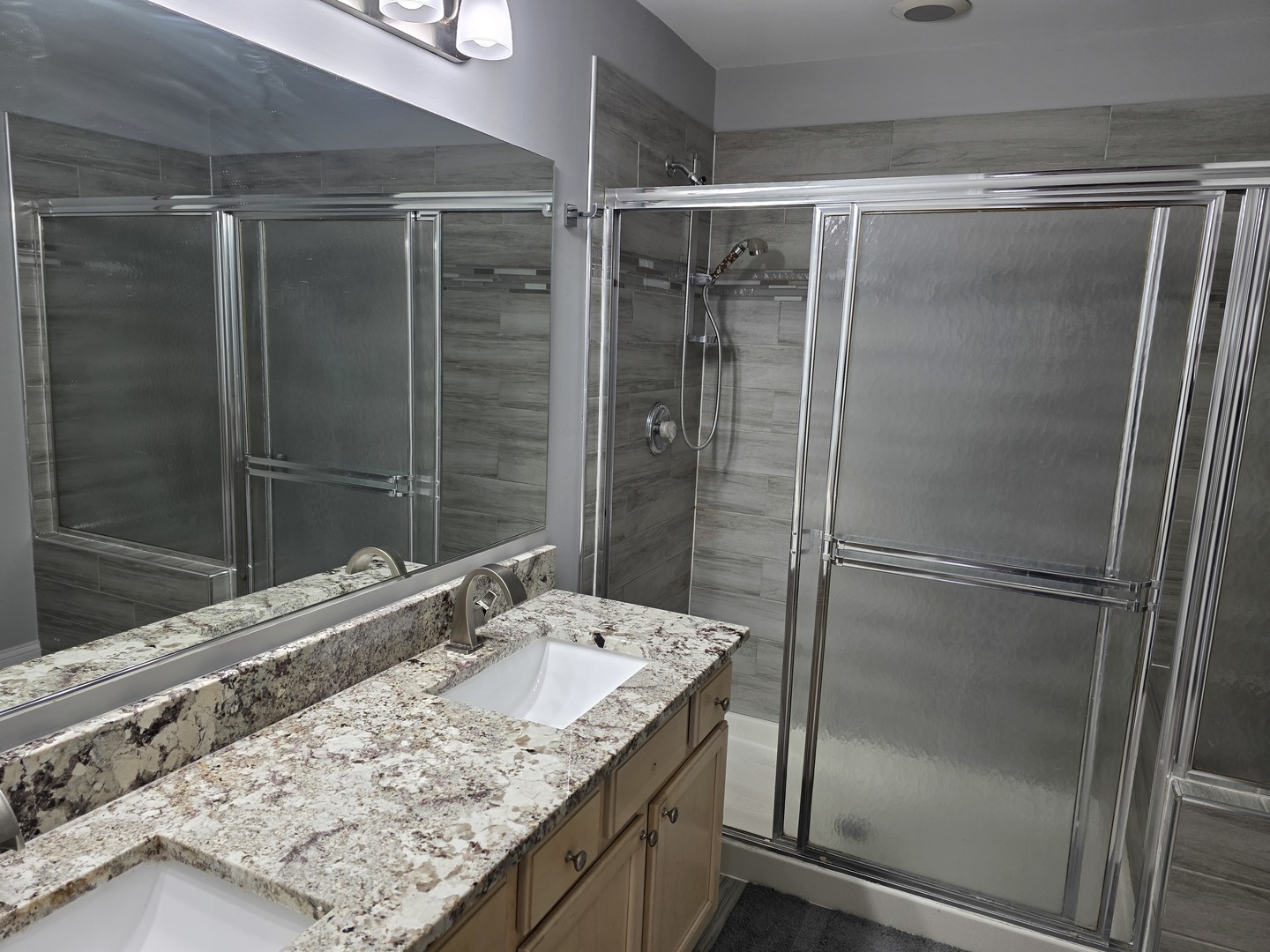 1545 Thornfield Lane #1, Roselle, IL 60172