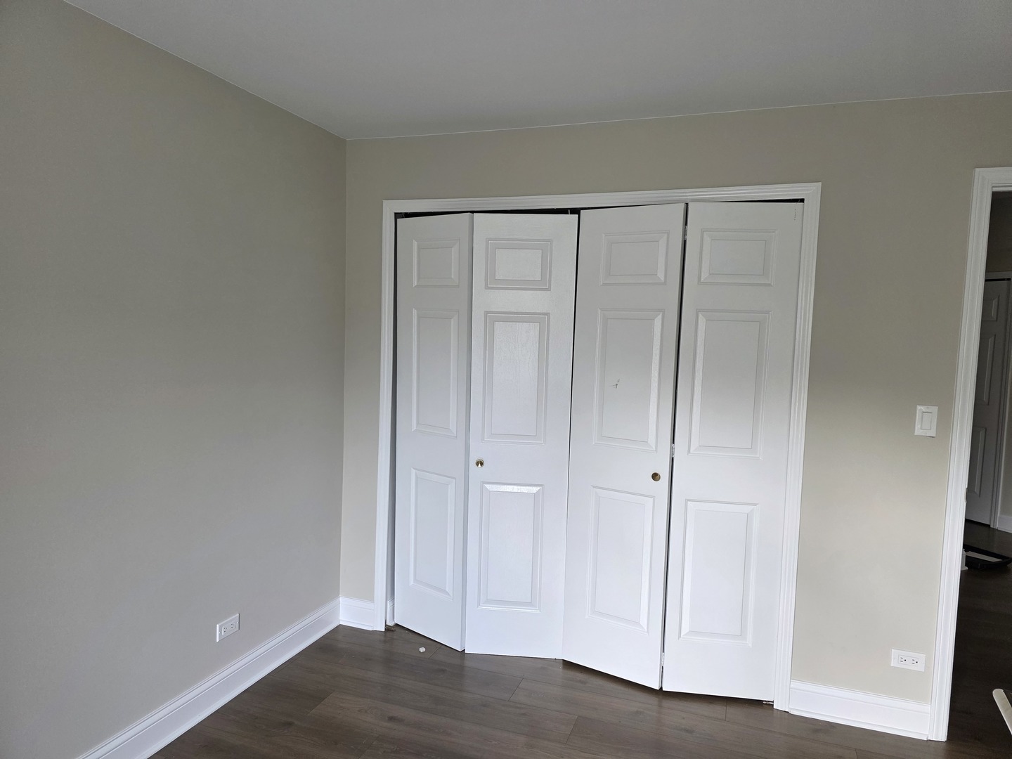 1545 Thornfield Lane #1, Roselle, IL 60172